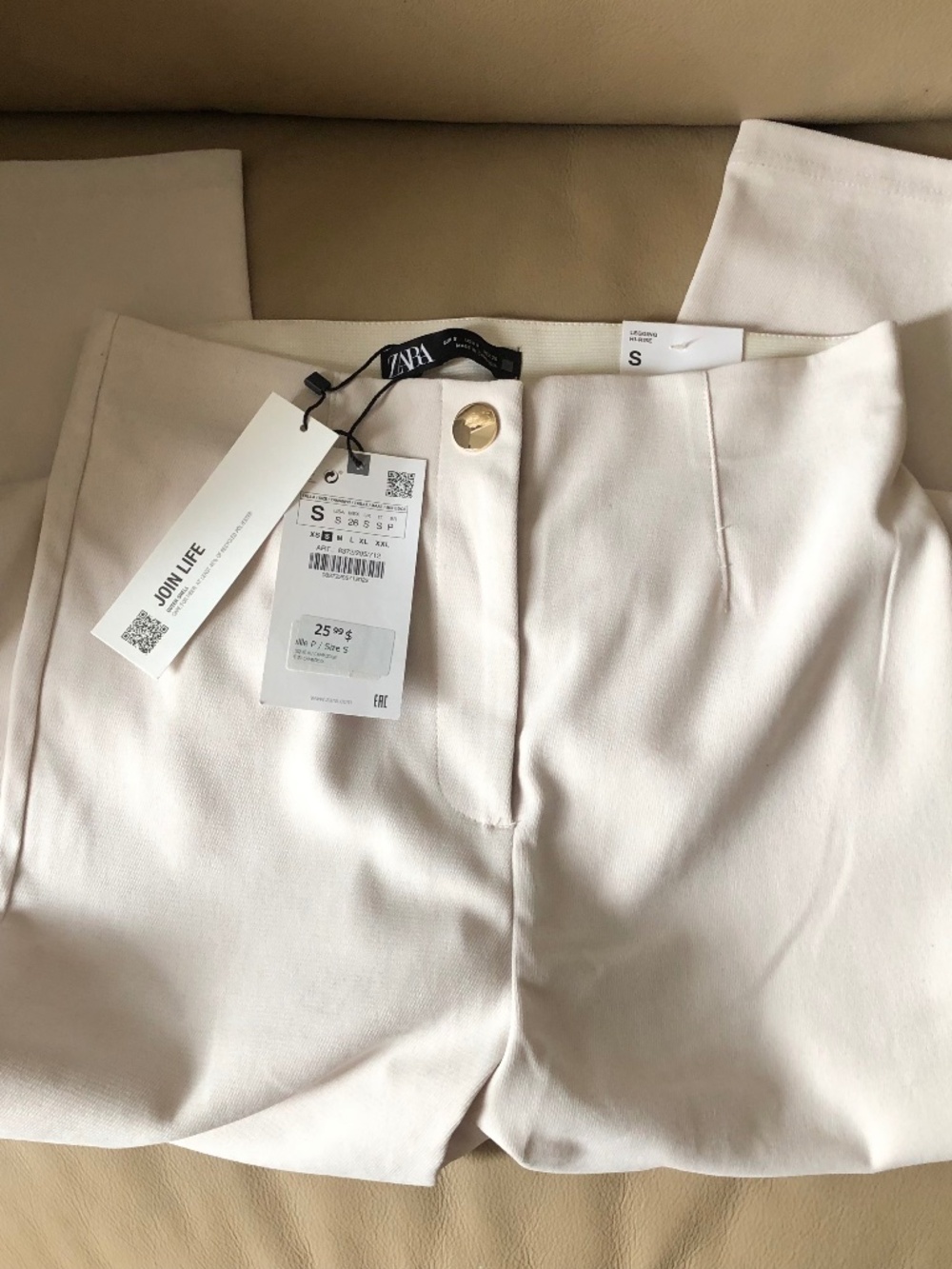 NWT Zara soft, light cream off-white hi-rise legging-size small